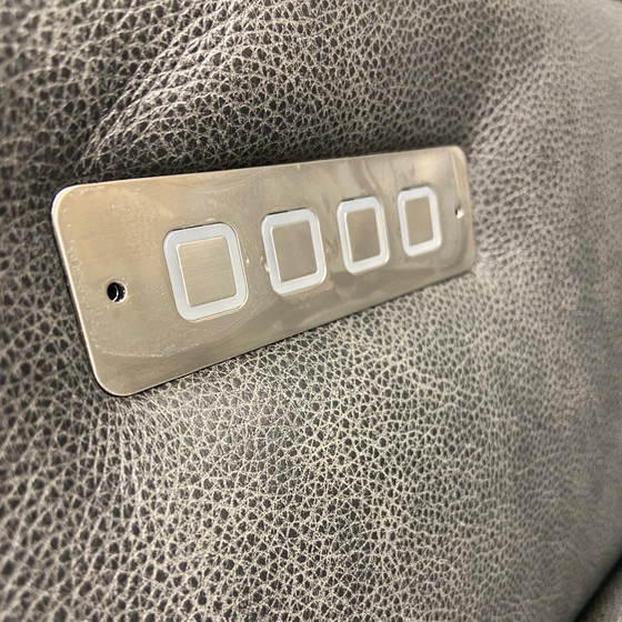 Image 1 of The Future Magic4 recliner