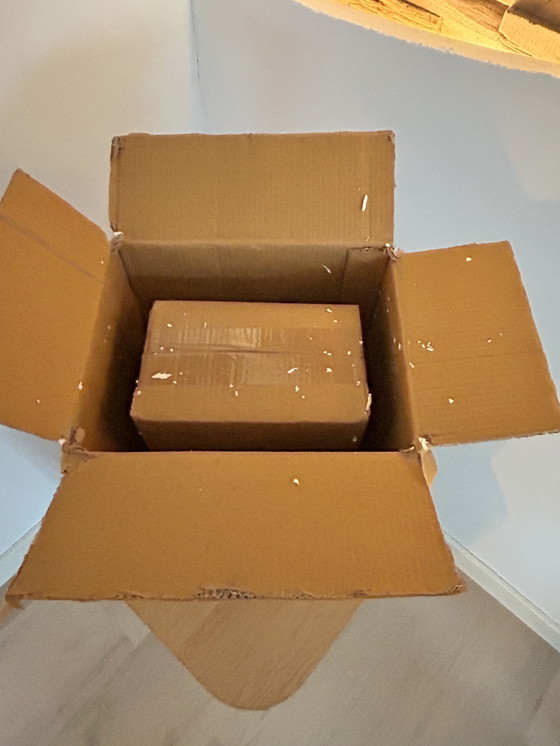 Image 1 of Richmond Kyan vase – gold – 36.5 cm – luxury design object