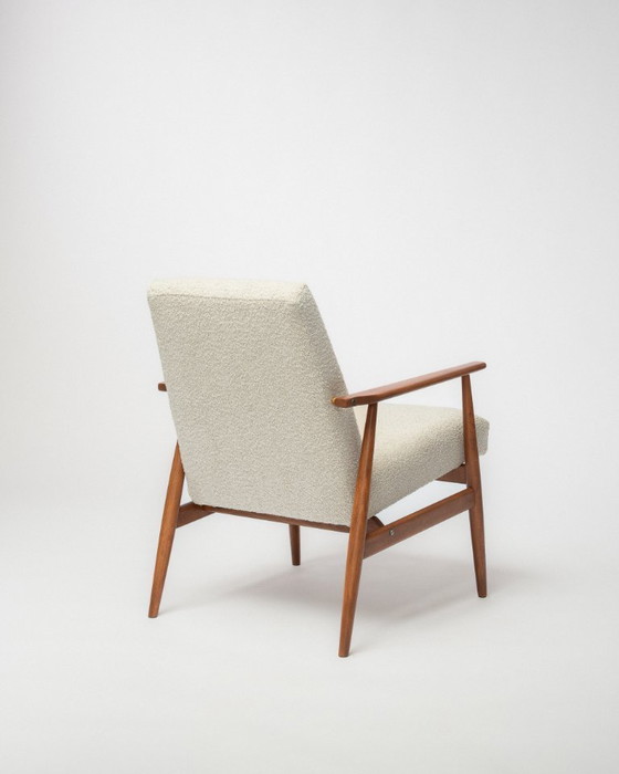 Image 1 of Sillón «Lisek», década de 1960: un clásico polaco restaurado de mediados de siglo, para espacios pequeños.
