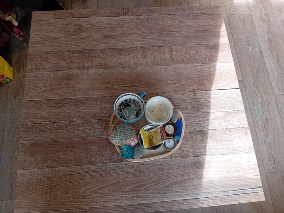Image 1 of Table basse avec beaucoup d'espace de rangement