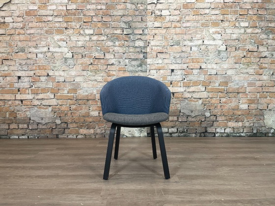 4x Arco Close – Blue-grey Fabric | Gudmundur Ludvik – Dining chairs, Textile, Wood (photo 2 of 16)
