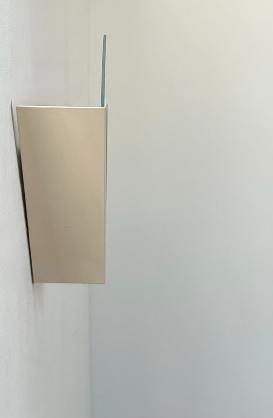 Image 1 of Lampada da parete vintage, metallo laccato beige e vetro sabbiato, Francia 1970