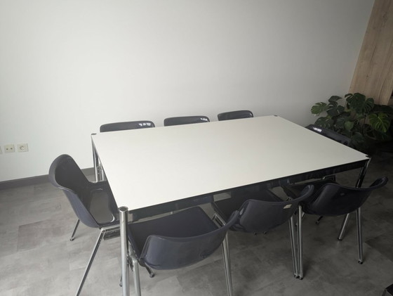 Image 1 of 8 chairs and a table from the brand Tecno - Vintage design