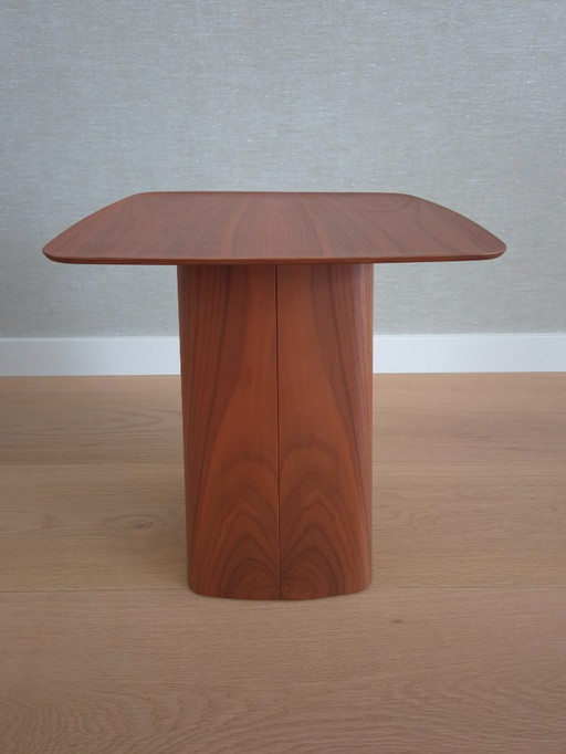 Vitra Bijzettafel - Wooden Side Table Walnoot