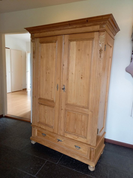 Mooie vintage grenen kast 