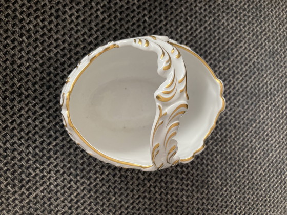 Image 1 of Cesta de porcelana Herend