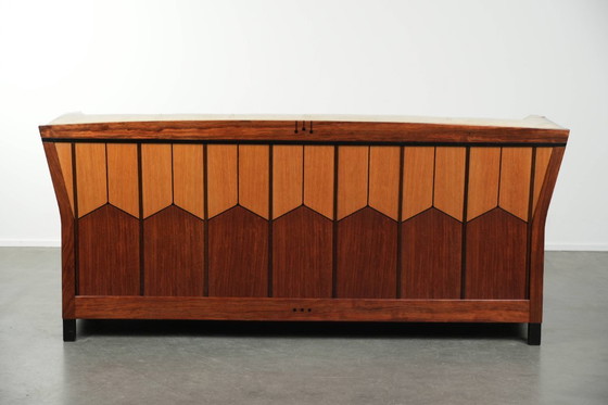 Image 1 of In goede staat verkerende Schuitema Art Deco design bank met prachtig houtwerk uit de Decoforma serie