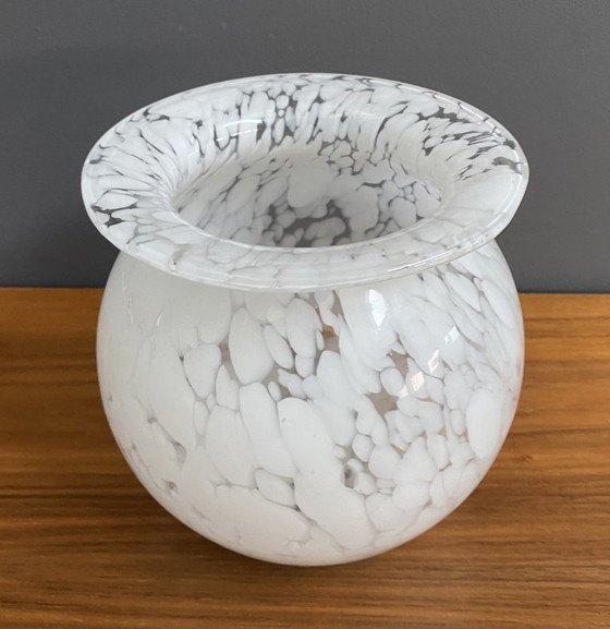 Image 1 of Jarrón blanco de los años 70