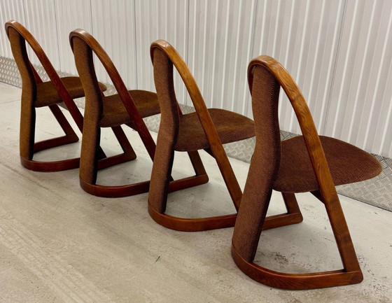 Image 1 of Ensemble de 4 chaises au design vintage