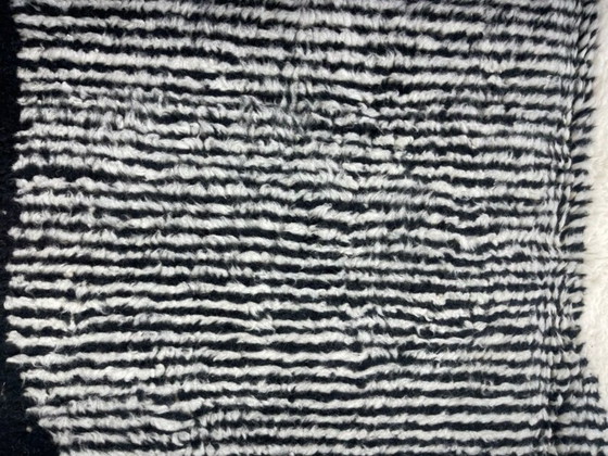 Image 1 of Tapis berbère en laine authentique Zebra 300cmx250cm 