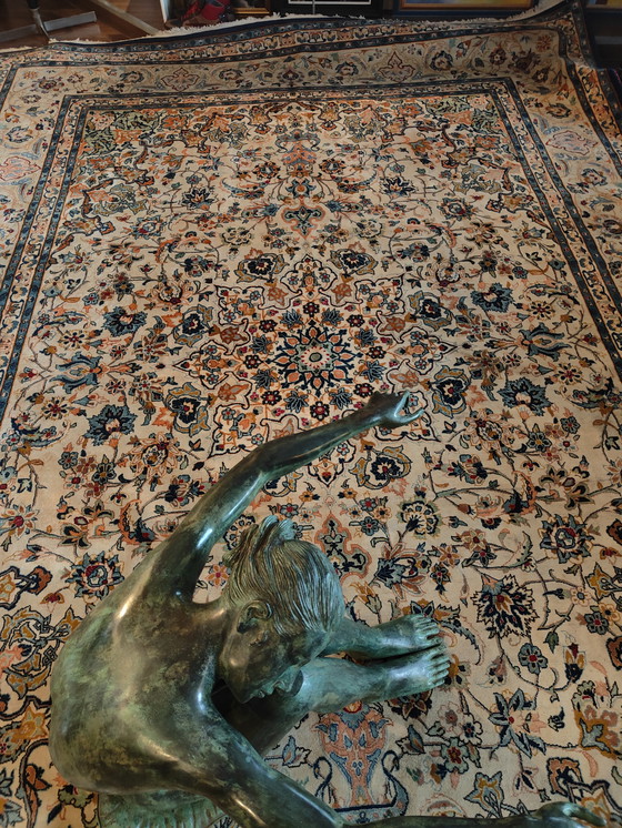 Image 1 of Beautiful extra large hand-knotted Persian carpet