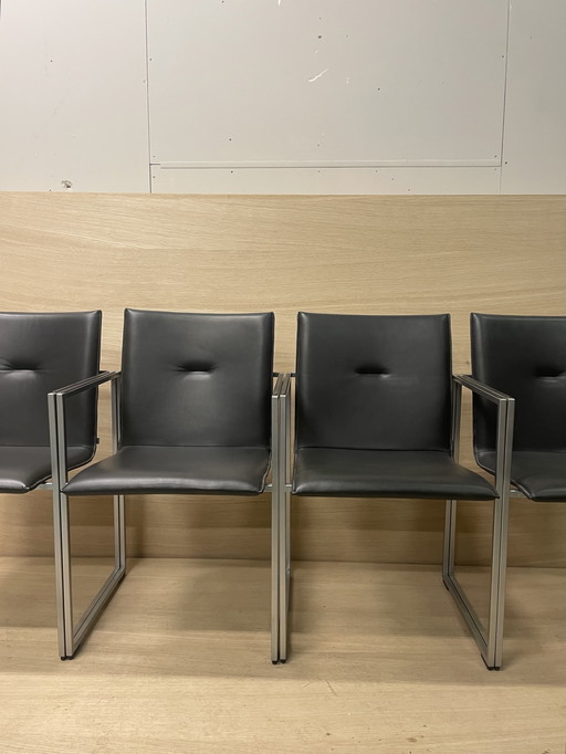 Ensemble de 4 chaises Arco Frame, conçues par Burkard Vogtherr