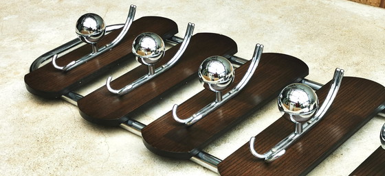 Image 1 of Perchero con diseño de los años 70