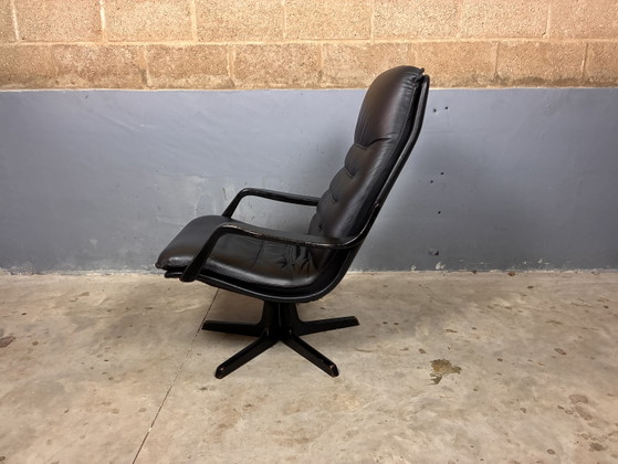 Deens Design Berg C90 Draaifauteuil Leder – Berg Furniture, Wood, Leather (photo 6 of 15)