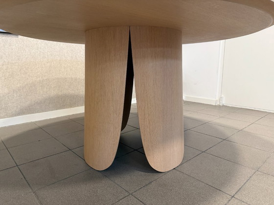 Image 1 of Bolia | Peyote Eettafel | Witgepigmenteerd Gelakt Eiken | Ø 140 cm | 1 stuk