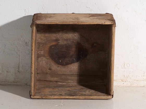 Antica misura per grano Dou in legno di olmo, Cina, circa 1880, Oggetti decorativi, Ferro, Rustic (foto 4 di 6)
