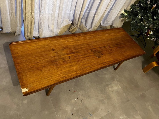 Image 1 of Table basse en teck, design danois, milieu du siècle