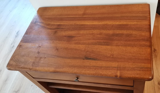 Image 1 of Mobile TV in noce massello