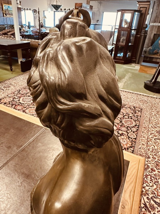Busto Diana la Cacciatrice di Jean Antoine Houdon – Jean-Antoine Houdon, Sculture, Bronzo (photo 8 of 11)