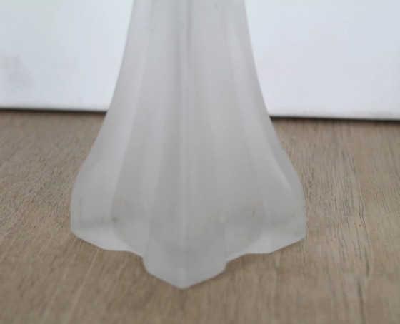Image 1 of Set of 2 beautiful vintage sixties opaline/milk glass vases Made in Portugal