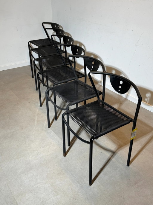 Giandomenico Belotti
Juego de seis sillas de comedor 'Spaghetti'
Italia, años 70 – eetkamerstoelen, Wood (photo 2 of 6)