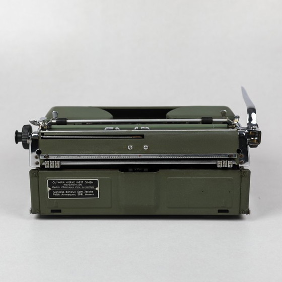 Image 1 of Olympia deluxe SM3 Typewriter, 1950s