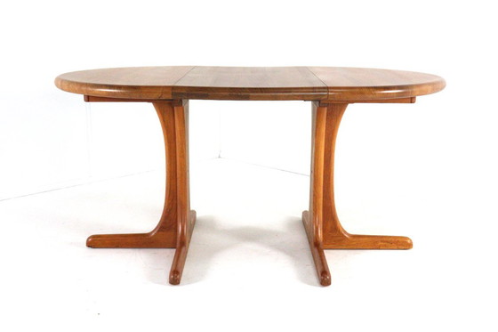 Image 1 of Danish round 1x extendable dining table teak solid