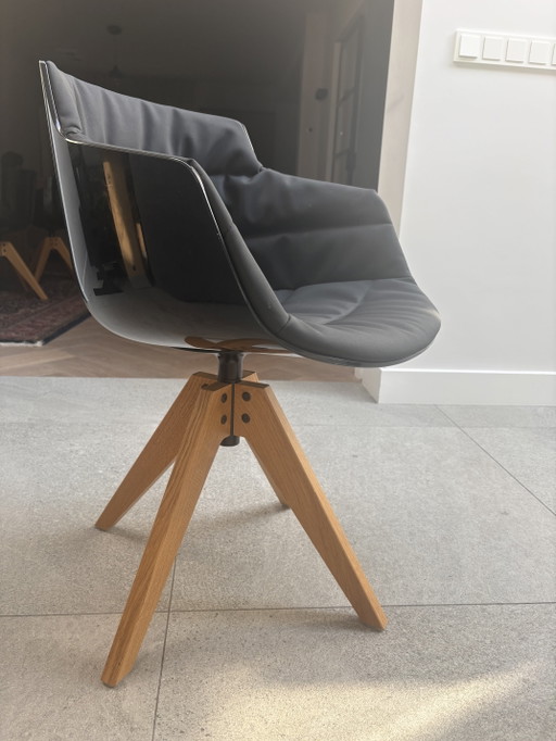 4 MDF Italia Flow slim armchair stoelen 