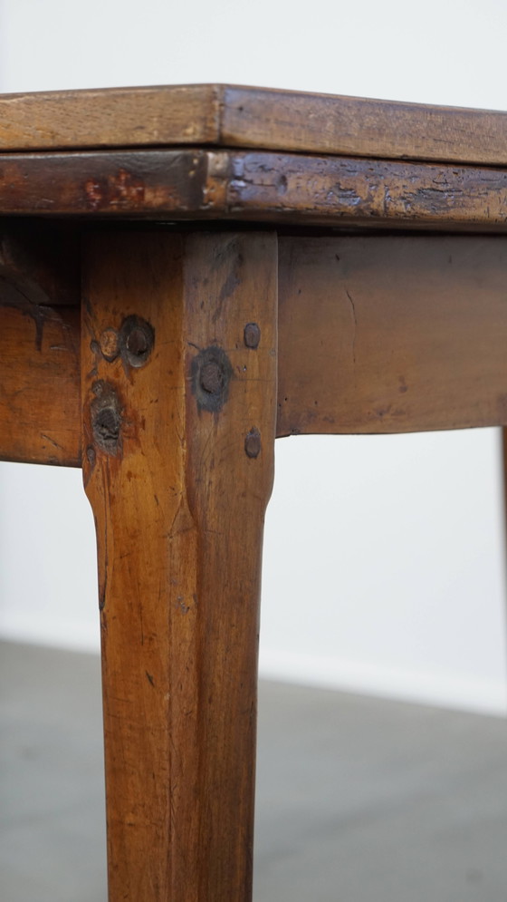 Image 1 of English antique extendable dining table