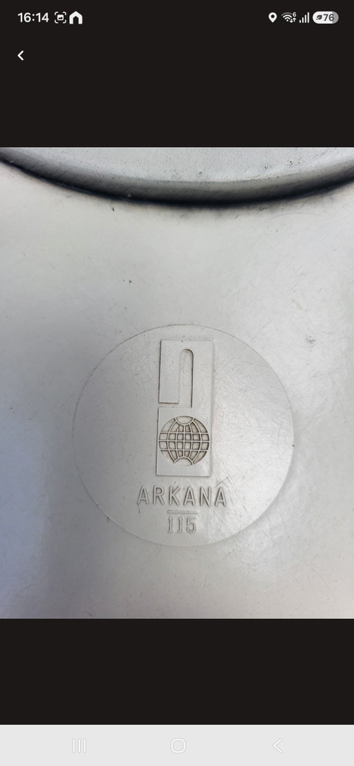 2 Arkana draaistoelen – Plastic, Metal (photo 2 of 6)
