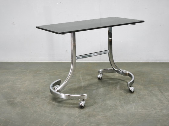 1970s Italian Space Age Chrome and Smoked Glass Rolling Side Table – Bar carts, Metal (photo 9 of 12)