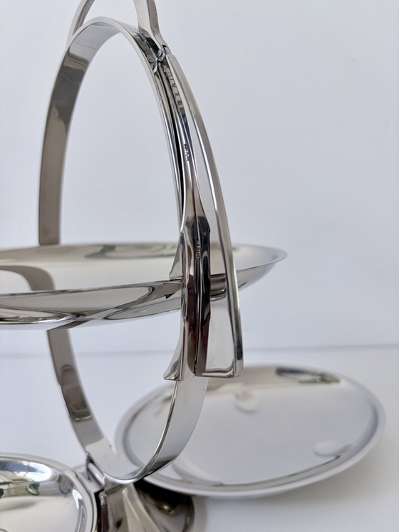 Alessi Etagère “Anna Gong” Van Alessandro Mendini. – Tafelaccessoires, rvs (photo 3 of 10)
