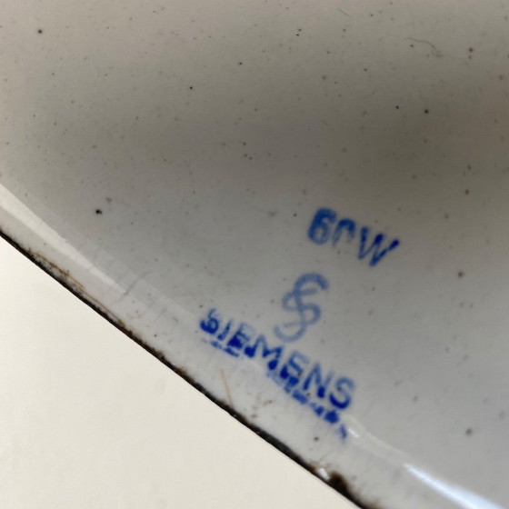 Image 1 of VECCHIA LAMPADA INDUSTRIALE A FISARMONICA "SIEMENS