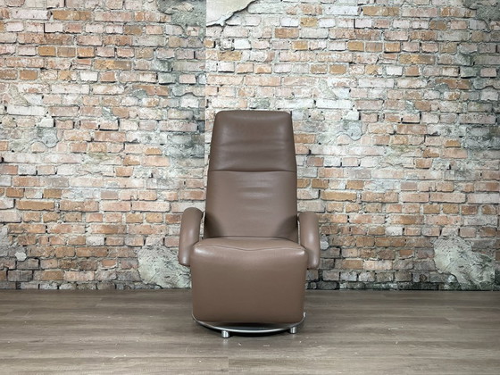 Jori Yoga – Poltrone, Leather, Metal (photo 2 of 18)