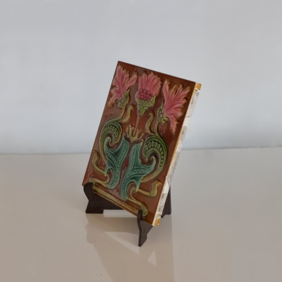 Image 1 of Azulejos en relieve modernistas