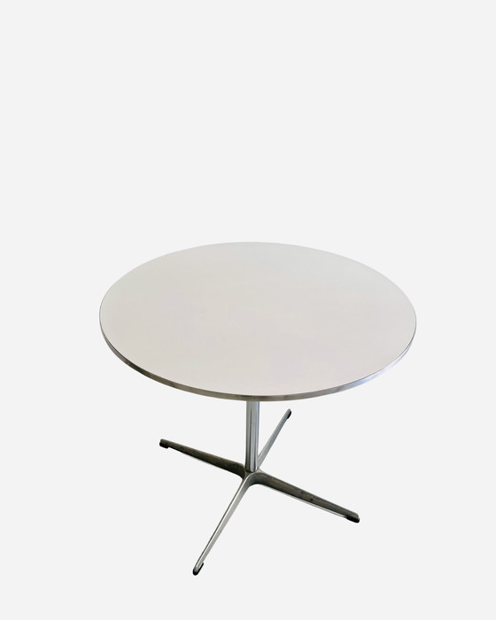 Image 1 of Arne Jacobsen - Side table model "A 222" - Fritz Hansen, Denmark - 1960s
