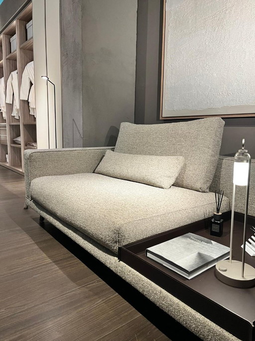 Canapé lounge Molteni&C Octave - avec plateau en cuir sellier