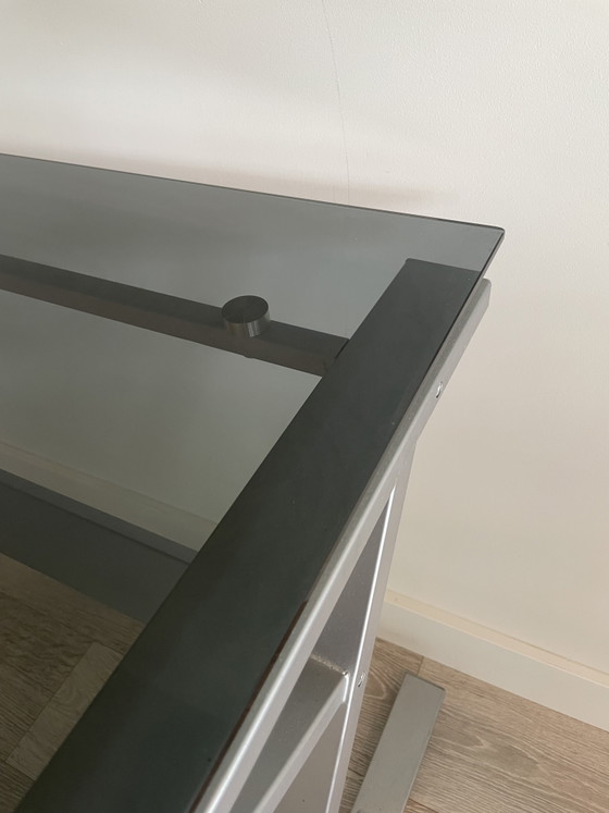 Image 1 of Design bureautafel van glas en metaal