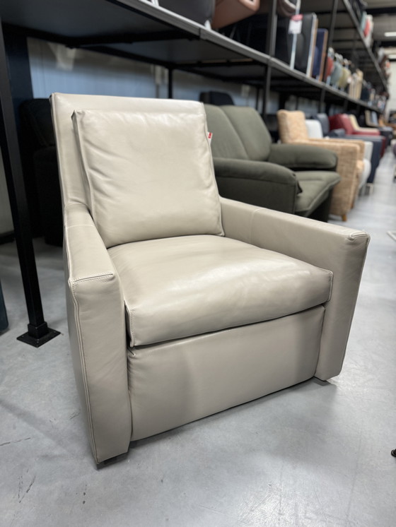 Image 1 of Linteloo Sky Armchair Cuir gris