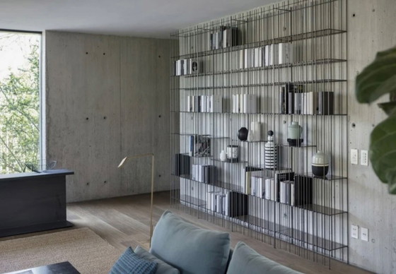 Image 1 of 2X MOGG METRICA WAND BOEKENKAST IN METAAL EN GLAS