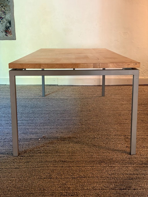 Soaped oak dining table, metal frame. 100 x 240 cm