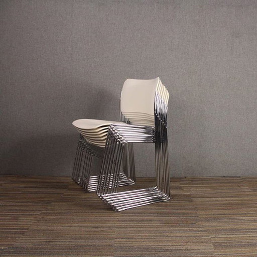 8 chaises de cantine empilables HOWE 40-4