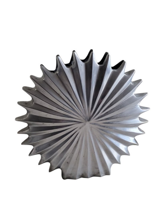 Image 1 of Vaso "Shell" in alluminio