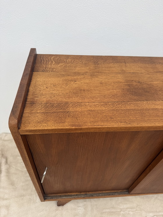 Image 1 of Niedriges Sideboard mit Schiebetüren, 1960er Jahre