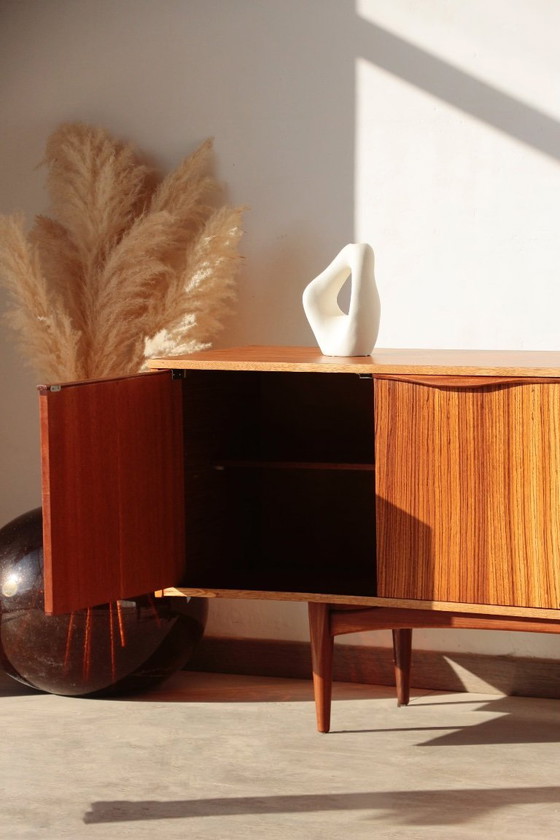 Image 1 of Credenza vintage in teak e zebrano – Elliots of Newbury, anni '60