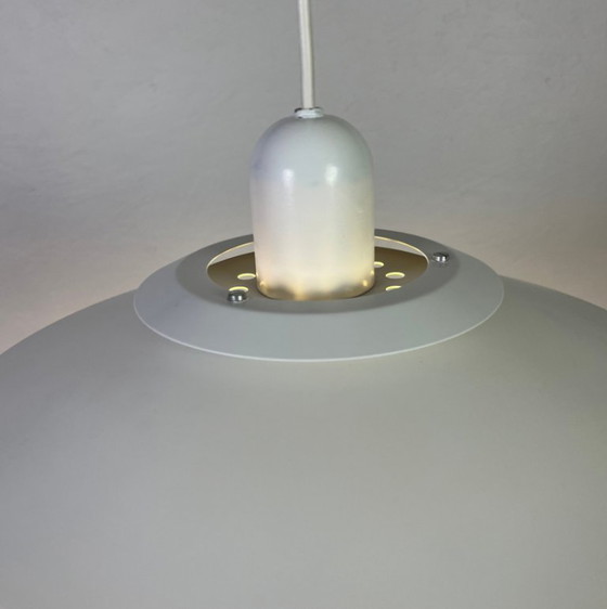 Vintage Danish Scale Lamp: In the style of Louis Poulsen, Pendant lamps, Aluminium, White (photo 3 of 10)
