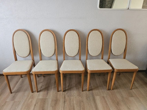 4x klassevolle Thonet stoelen