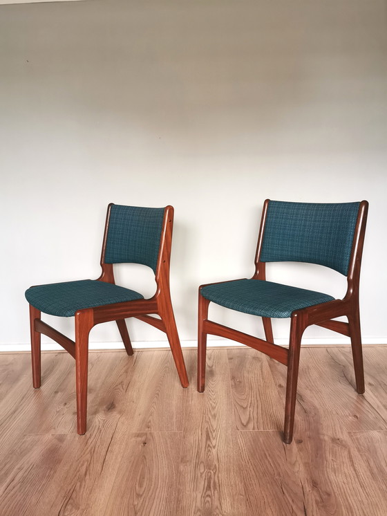 Image 1 of 6 chaises de salle à manger vintage du milieu du siècle par Erik Buch