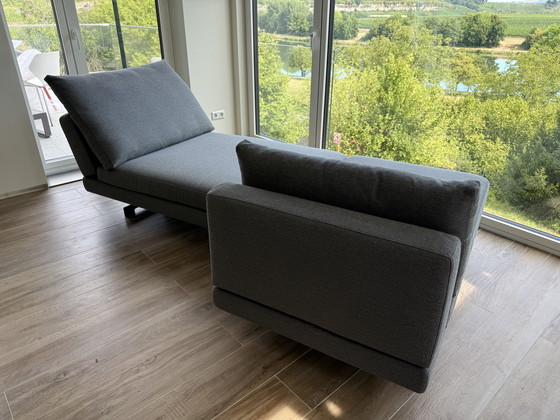 Image 1 of 2 divani Luis De Weibel - Tessuto di qualità svizzera Danio