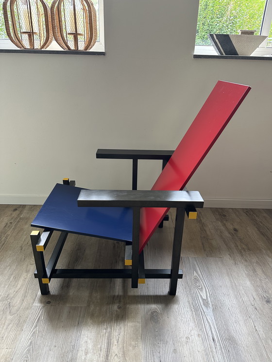 Image 1 of Rietveld Red and Blue stoel cassina Italy